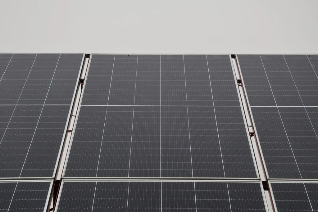 zonnepanelen en verzekering wat dek je best in