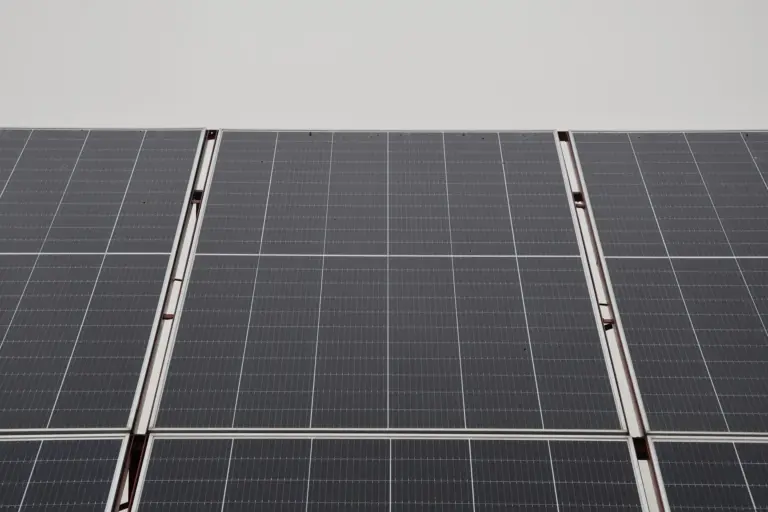 zonnepanelen en verzekering wat dek je best in